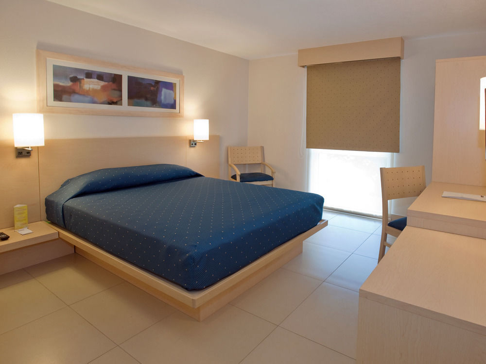 City Express By Marriott Ciudad Del Carmen Exterior photo