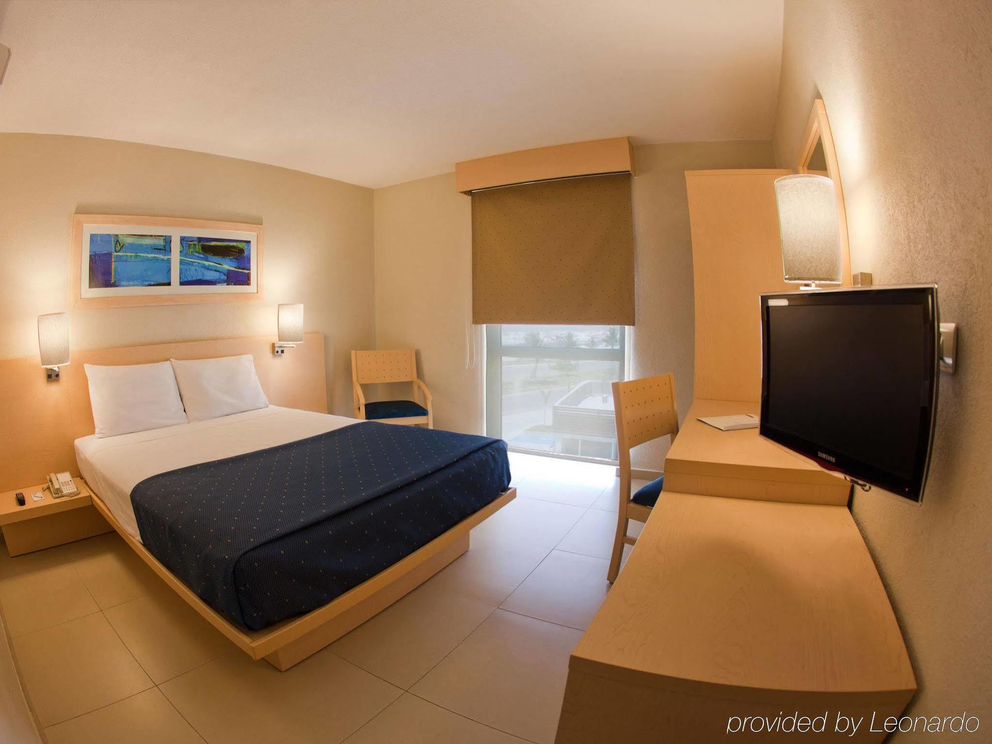 City Express By Marriott Ciudad Del Carmen Exterior photo